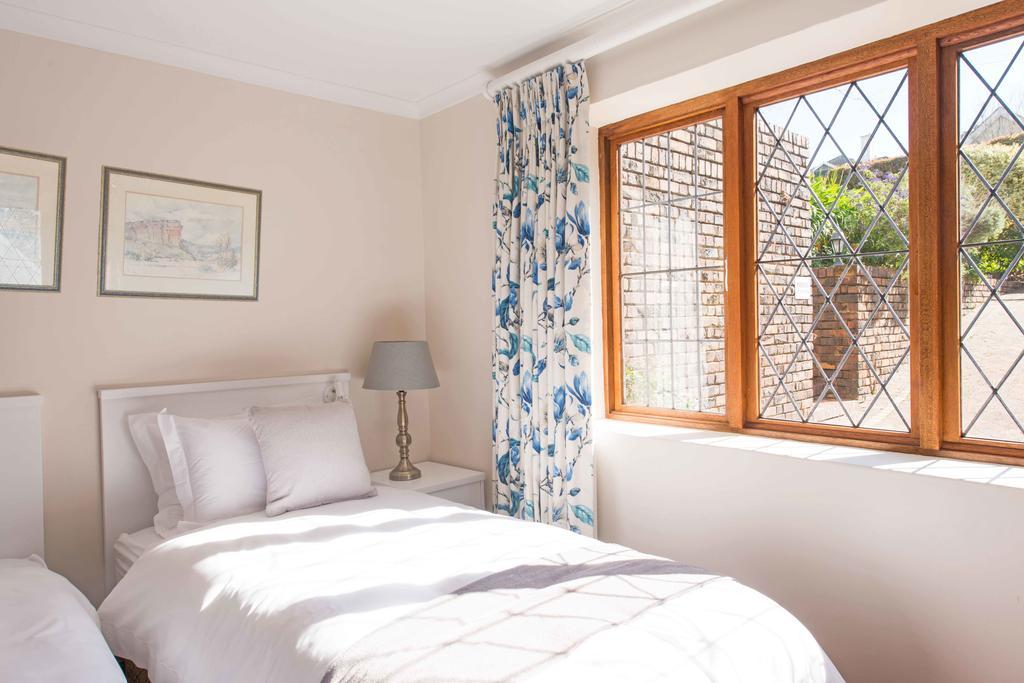Knightsbury Guest House Cape Town Bilik gambar